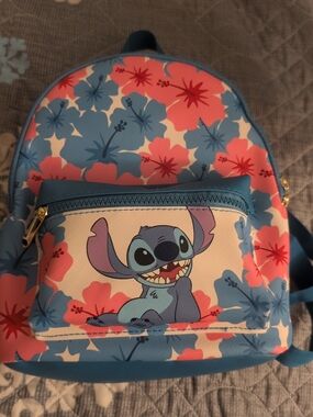 Stitch Bioworld Mini Backpack